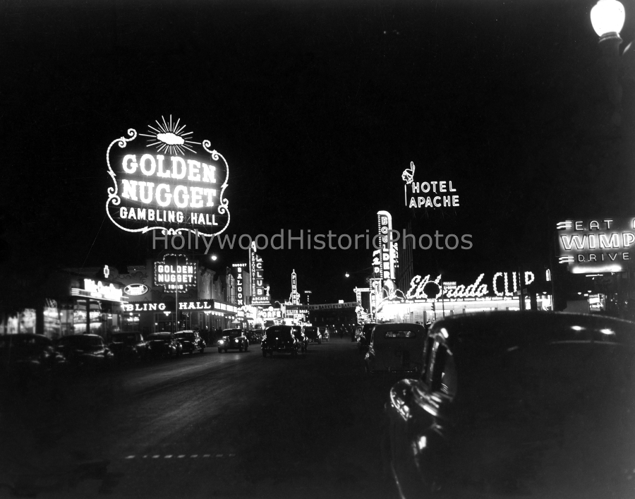 Las Vegas 1948 Fremont Street WM.jpg